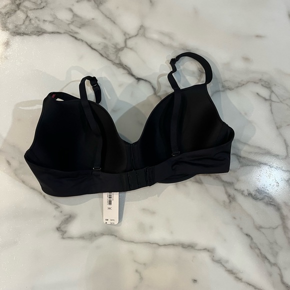 38C LaSenza Bra - Picture 2 of 3